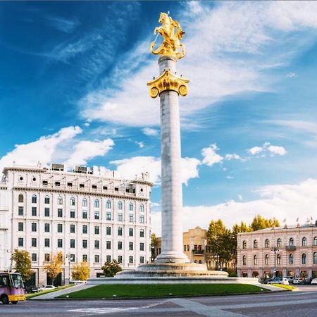 Io Apartment Tbilisi Bagian luar foto