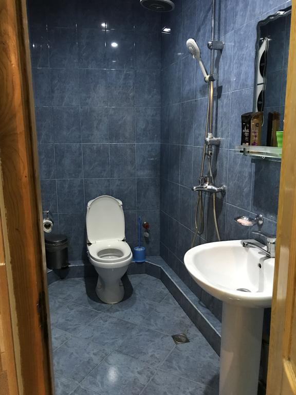 Io Apartment Tbilisi Bagian luar foto